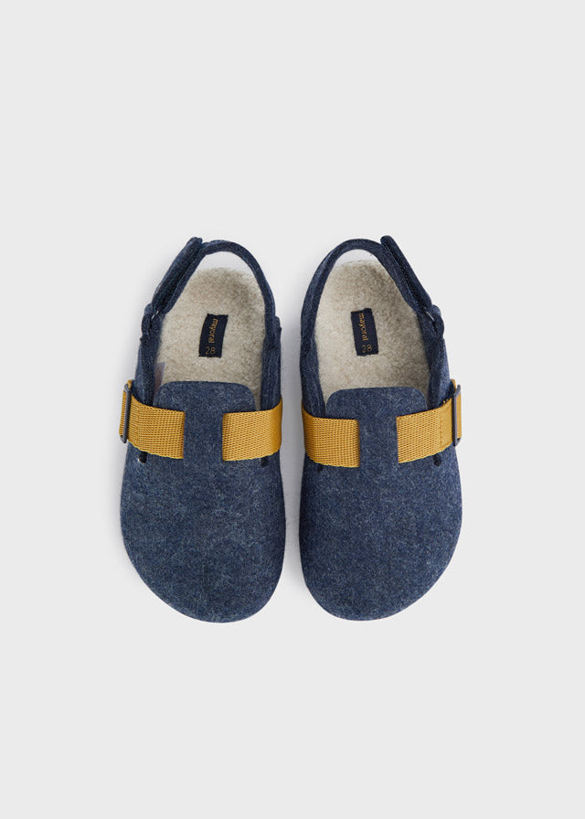 pantoufles Mayoral pour enfant bleu marine