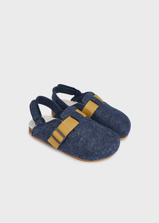 pantoufles Mayoral pour enfant bleu marine