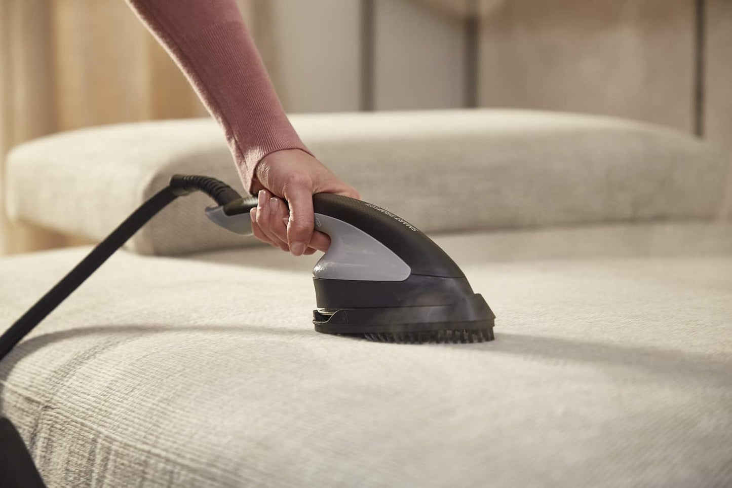 Défroisseur vapeur Calor Ixeo+ QT1510C0 tout-en-un avec planche Smart Board 3 positions, technologie Twin Boiler et pression 5 bars.