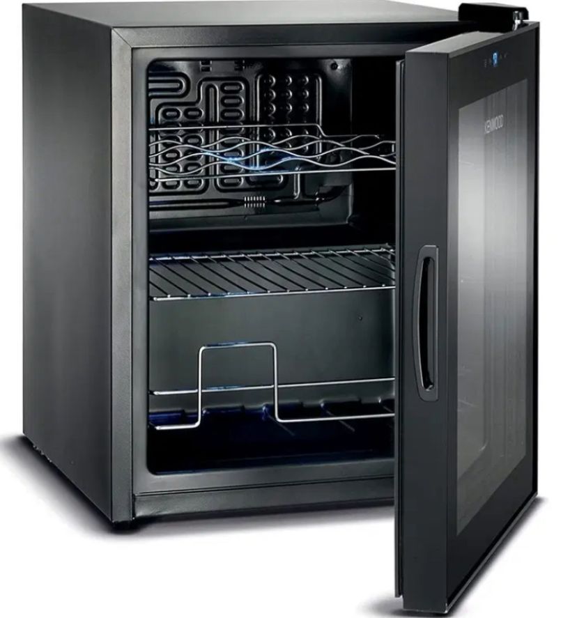 the Kenwood 12-Bottle Beverage BCM12.000BK