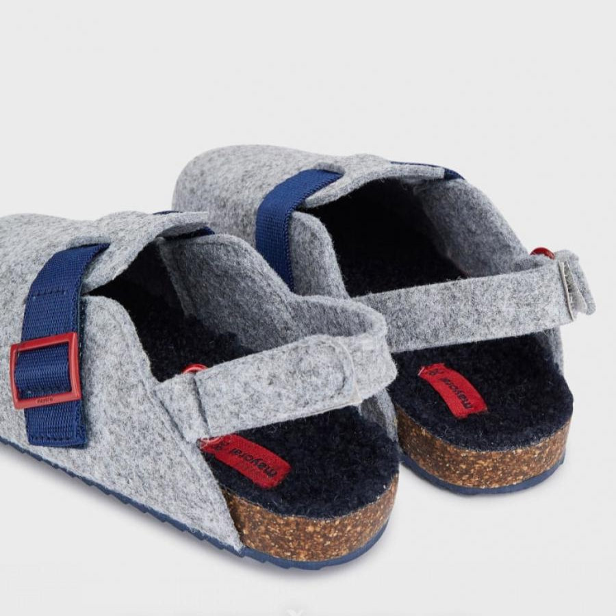 pantoufles Mayoral pour enfant gris